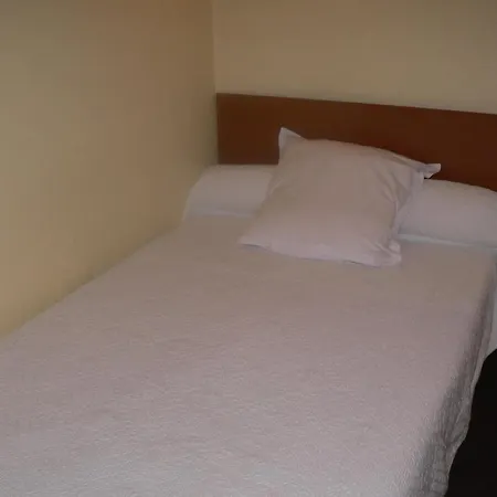 Hotel Lou Tassou Aubiere